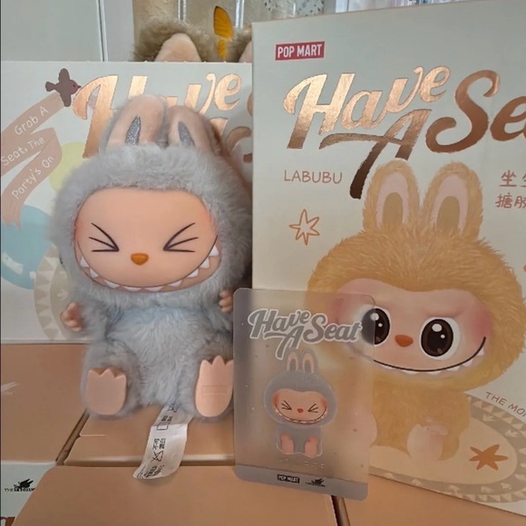 Authentic New in box Have a Seat labubu Hehe with dust bag from Pop Mart. - Picture 1 of 1